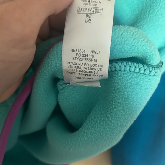 Patagonia Women's Synchilla Turquoise and Purple Snap-T Fleece Pullover - Picture 9 of 11